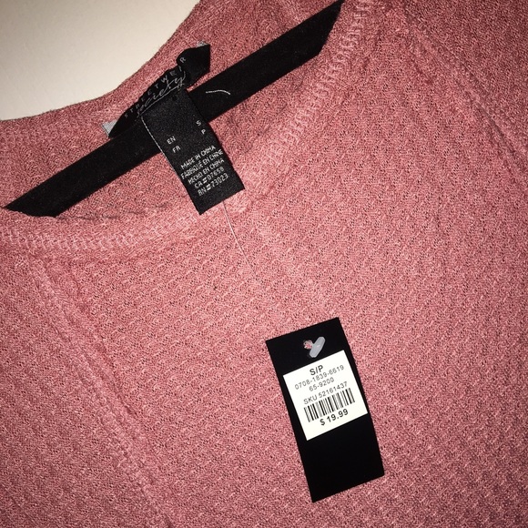 pink sweater! - Picture 4 of 4